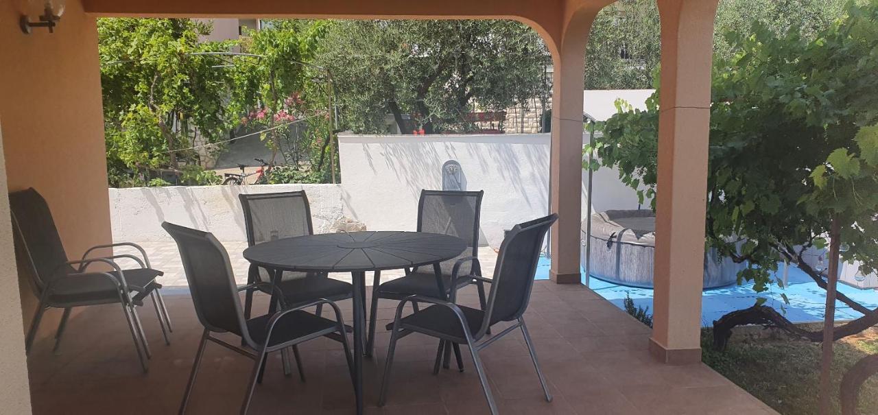 Apartman Z12 Apartment Kornic Luaran gambar