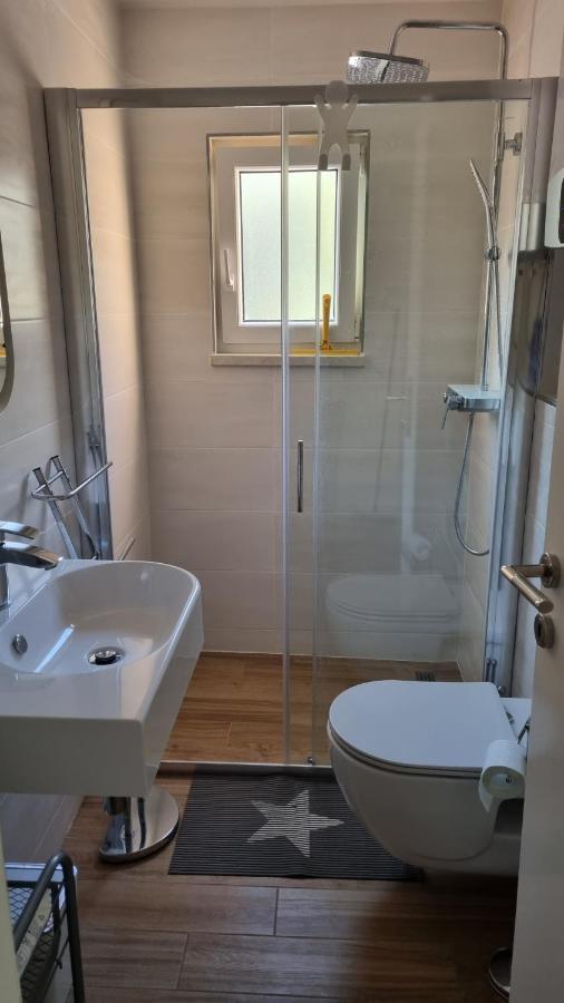 Apartman Z12 Apartment Kornic Luaran gambar